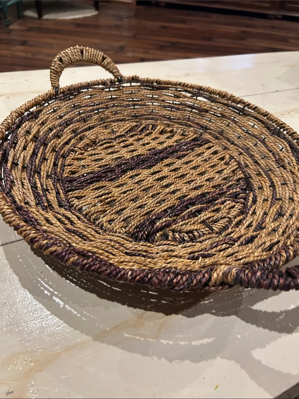 Woven Round Serving Basket - Natural Brown